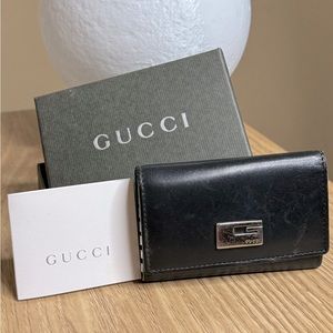 ❣️GUCCI KEY CASE (FULLSET)❣️